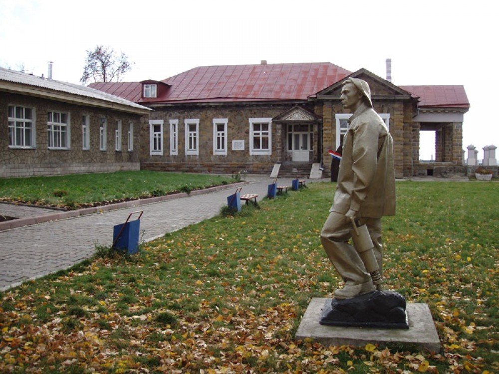 красная горка.jpg